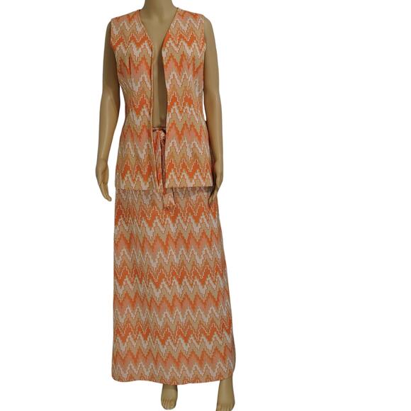 60s Orange Chevron Print Maxi Skirt Matching SS Vest Leisure Suit Set Size 13/14 - Picture 5 of 11